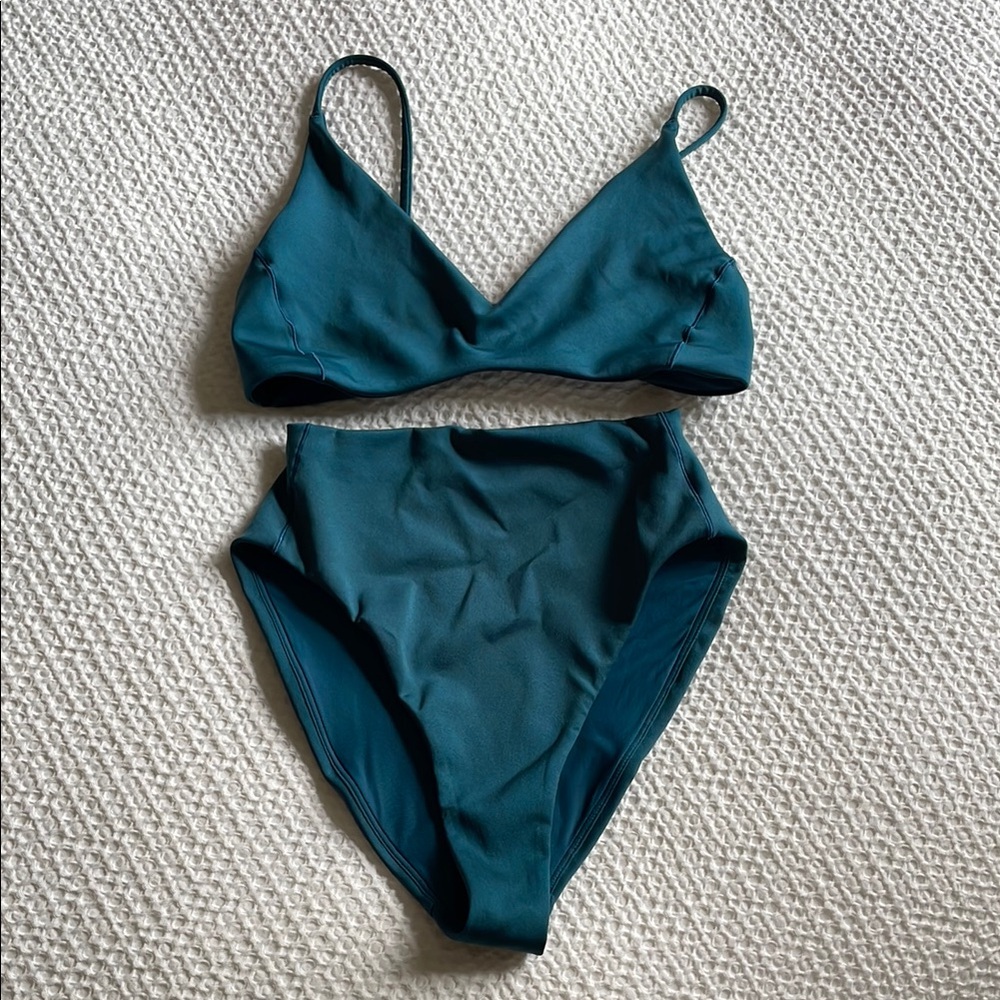 Left on Friday Hi Hi bottom Sunday top Small
